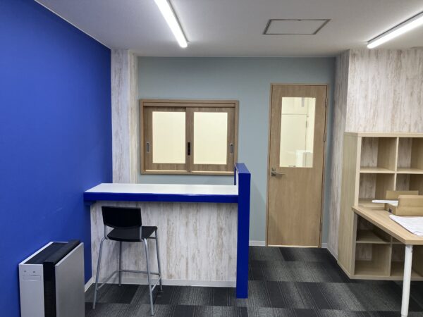 亀野薬局様 調剤室